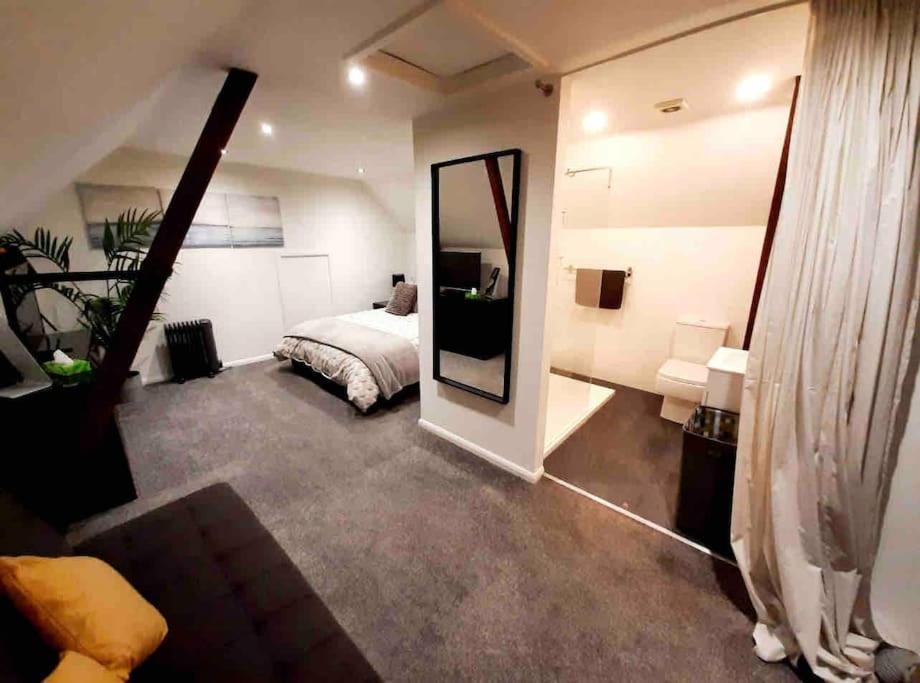 Lovely 1-Bedroom Serviced Apartment In Deal, Kent Exterior photo